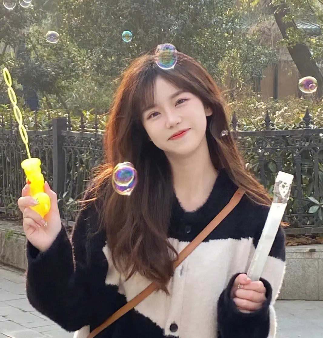 傅总爱惨了乌鸦嘴小秘书